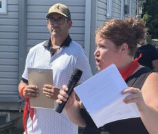 Le communautaire à «boutte» s’immisce dans les élections