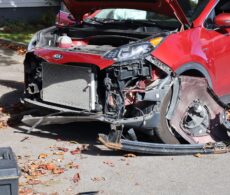 Deux voitures endommagées lors d&rsquo;une collision
