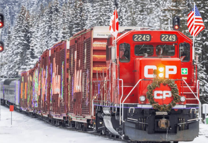 Le Train des Fêtes du CPKC fait escale à Vaudreuil-Dorion